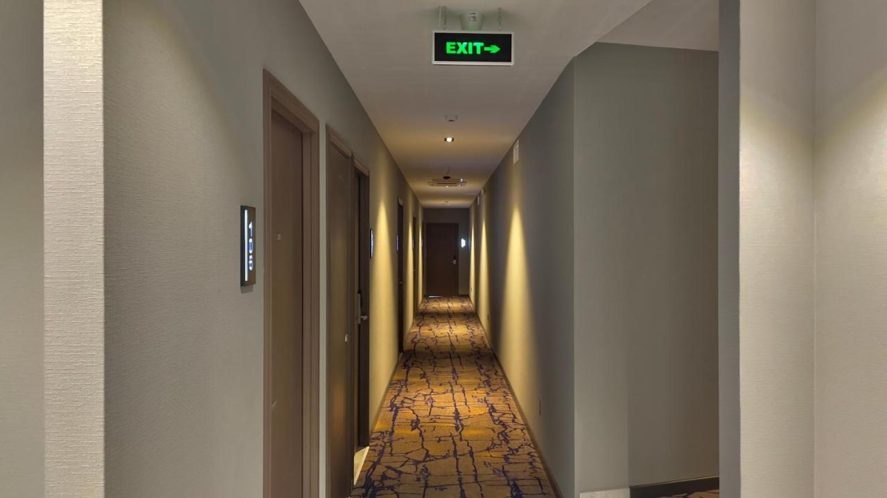 Hotel Eleven